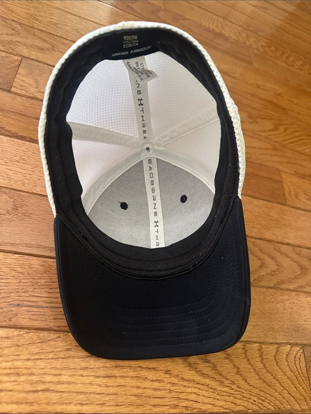 Under Armour kids baseball hat Kids Trucker Cap black white XS/small